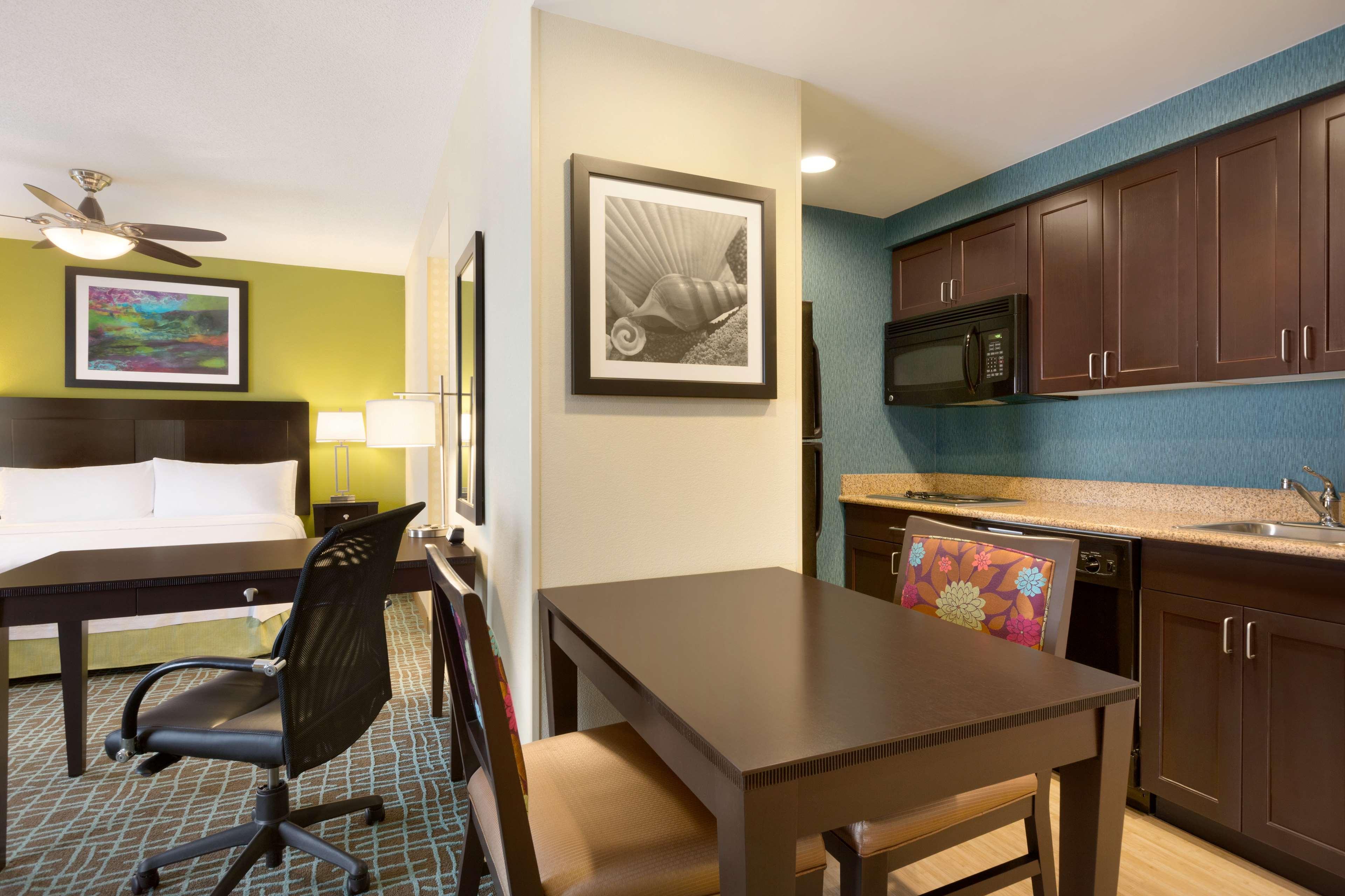 Homewood Suites Fort Myers Airport - Fgcu Exterior photo