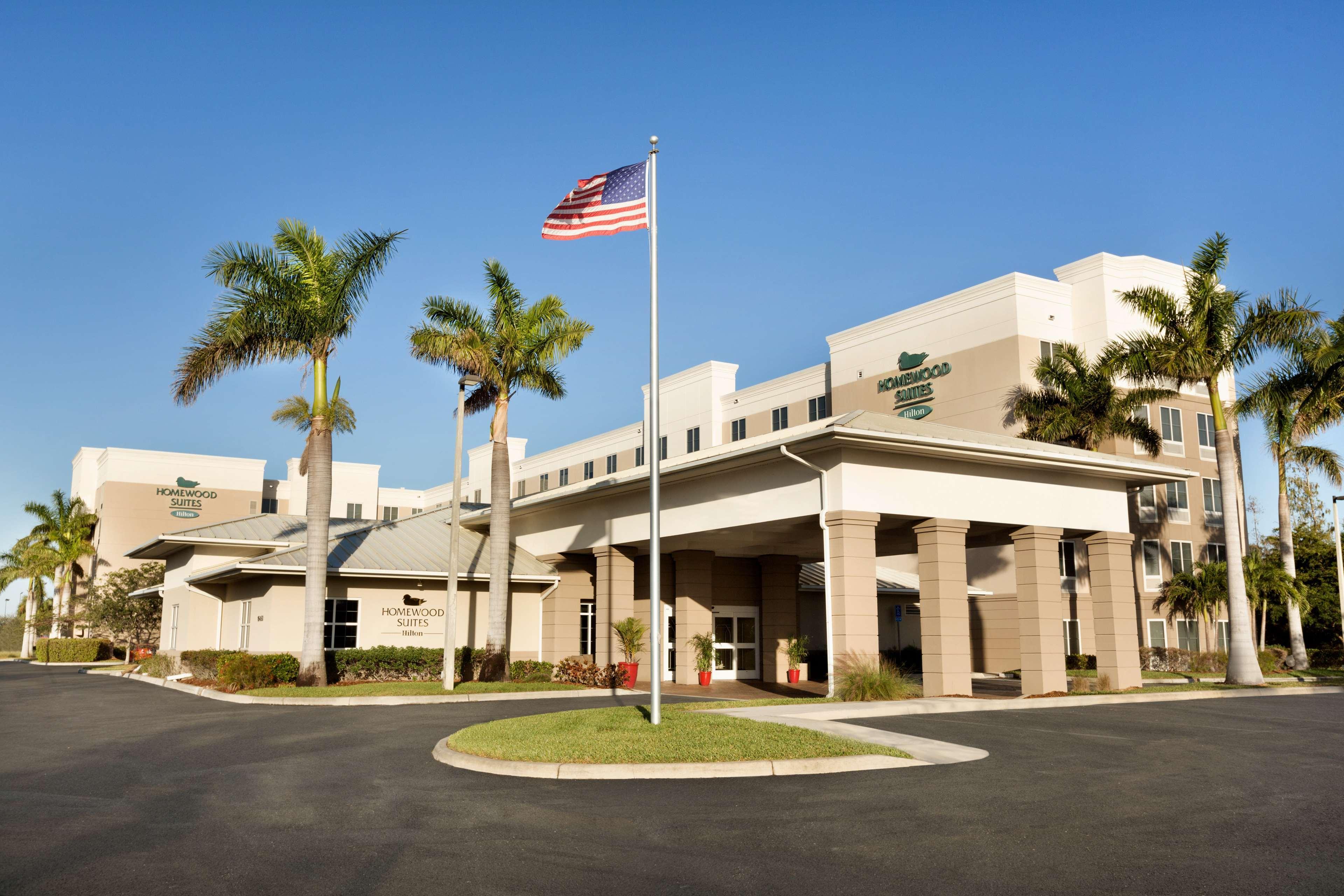 Homewood Suites Fort Myers Airport - Fgcu Exterior photo